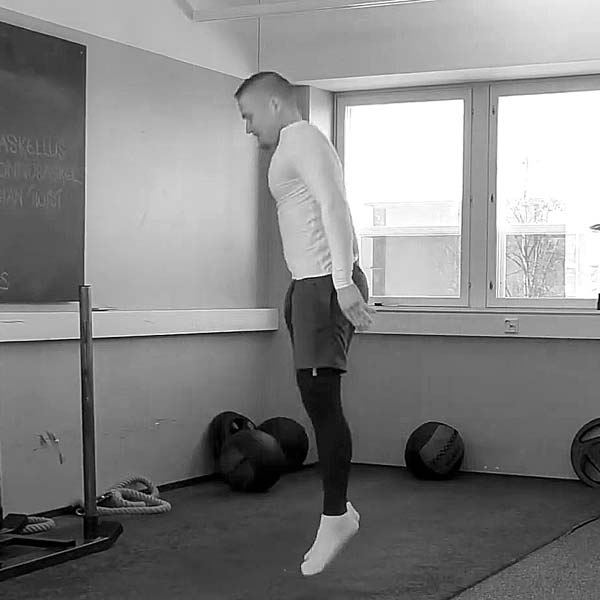 Burpee, tasot 1, 2 ja 3 - Saliohjelma - Treeniliike - Liikepankki - Saliohjelma - Kuntosaliohjelma