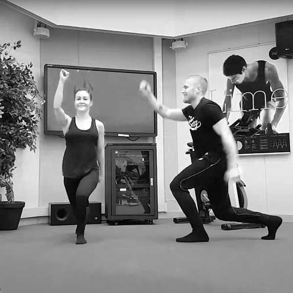 Hiihtohyppy - Treeniliike - Liikepankki - Saliohjelma - Kuntosaliohjelma