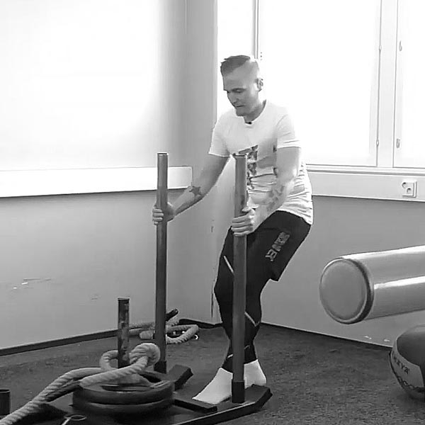 Kelkanveto - Saliohjelma - Treeniliike - Liikepankki - Saliohjelma - Kuntosaliohjelma