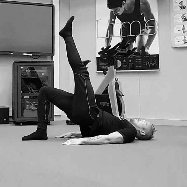 Kotitreeni - Kehonpainotreeni - Treenaa kotona - Saliohjelma - Salitreeni - Treeniohjelmat - Treeniohjelma - Liikunta - Liikuntaa meille kaikille