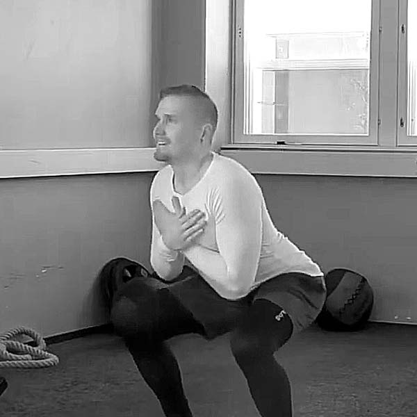 Kyykky - Saliohjelma - Treeniliike - Liikepankki - Saliohjelma - Kuntosaliohjelma