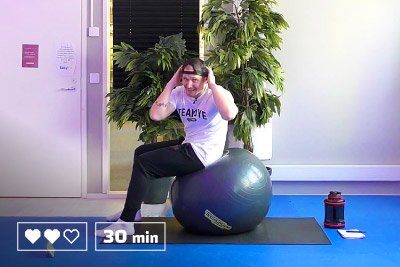 Jumppa - Jumppapallo - 30 minuuttia - Kotitreeni - Kotitreenaus - Treenaa kotona - Ryhmäliikuntatunti - Liikunta - Liikuntaa meille kaikille